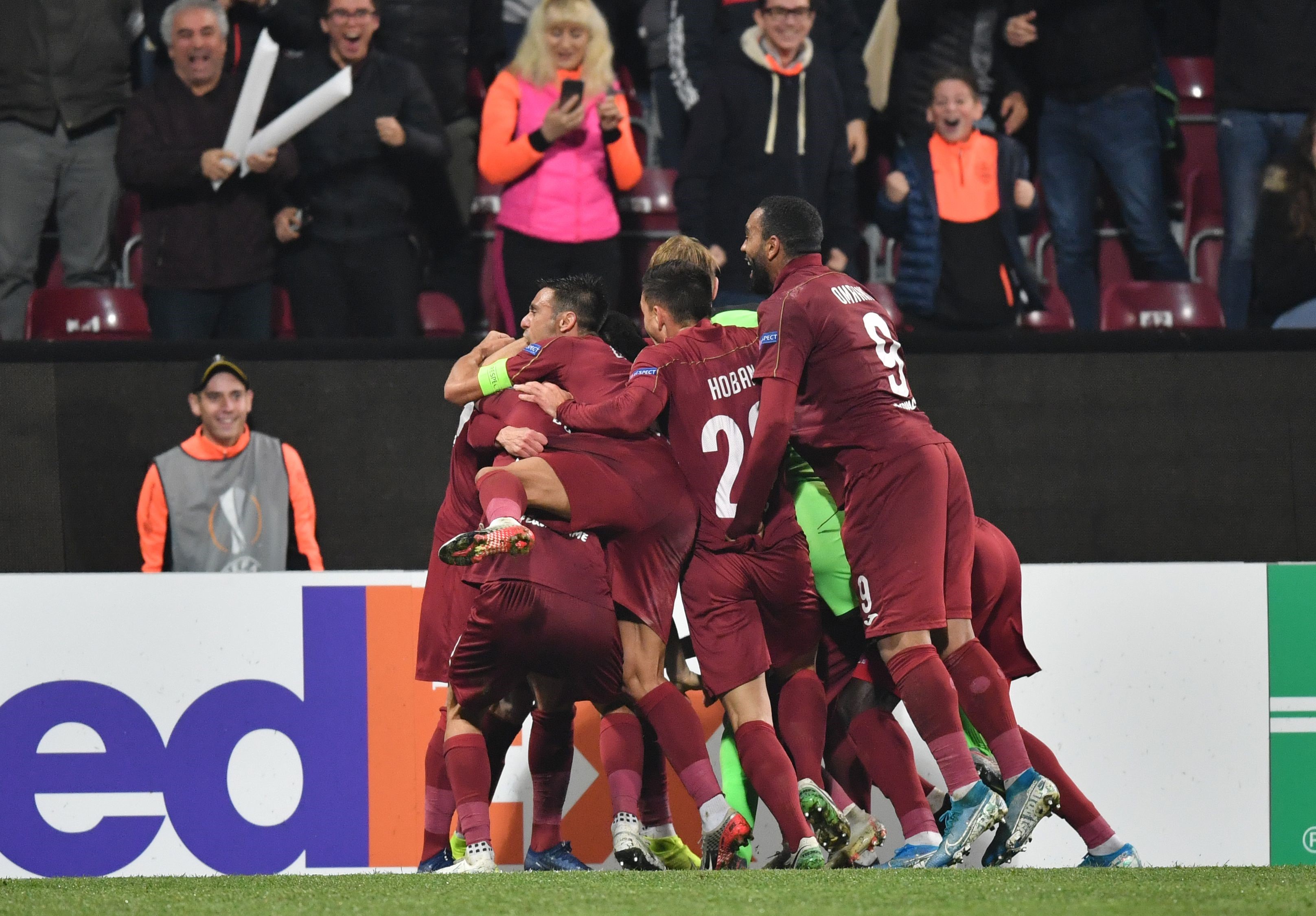 https://i.eurosport.com/2019/11/08/2712569.jpg