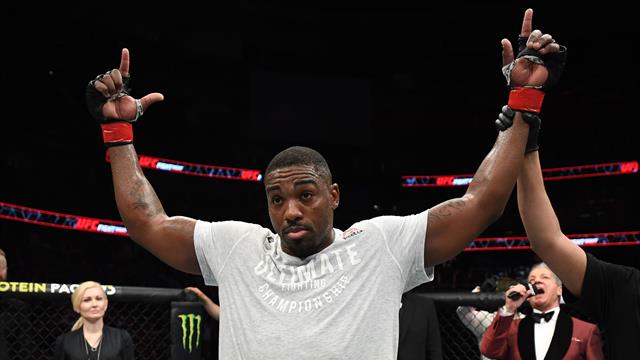 Полиция арестовала предполагаемого похитителя падчерицы бойца UFC. Девушку пока не нашли