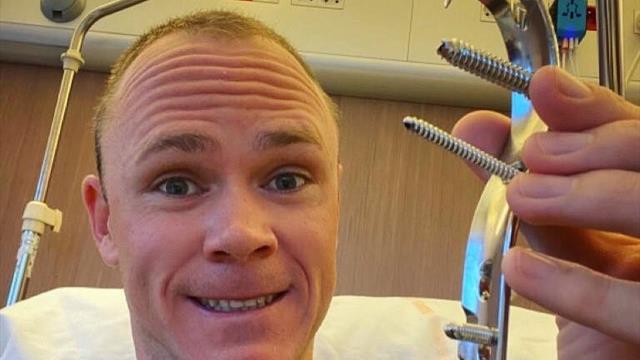 Froome muestra la prótesis que le han quitado tras su última operación