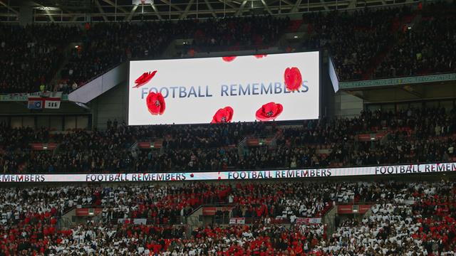 England und Deutschland gedenken in Wembley den Kriegsopfern