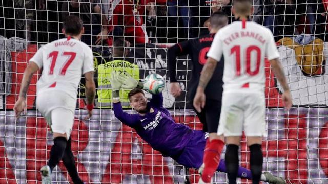 Lopetegui augura un partido "muy exigente" y no descarta a Vaclík pese a la lesión