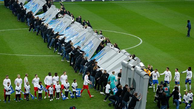 "Ensemble contre les murs, ensemble pour Berlin" : la chute du Mur commémorée au stade olympique