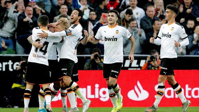 2-0. El Valencia tumba a un combativo Granada en un intenso segundo tiempo