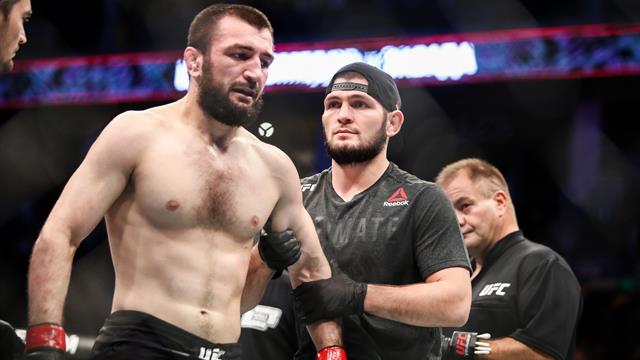 «Вечный лузер». Конор высмеял поражение брата Хабиба в дебютном бою UFC