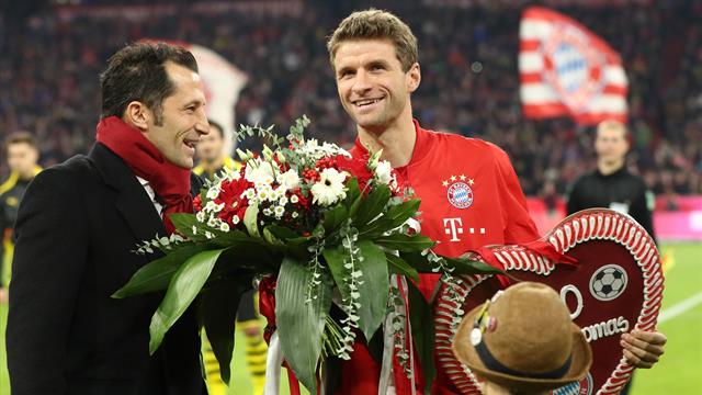 Nackte Tatsachen: Müller feiert Jubiläum mit witzigem Kabinen-Foto
