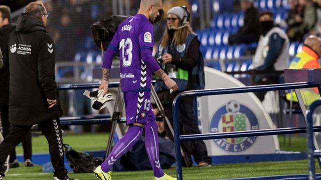 Rubén sufre un traumatismo en la rodilla derecha
