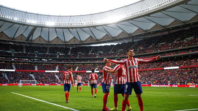 Morata desbloquea al Atlético; De Jong decanta el derbi sevillano