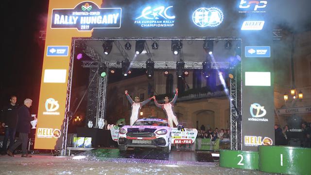 Nucita célèbre son titre d’Abarth Rally Cup en ERC