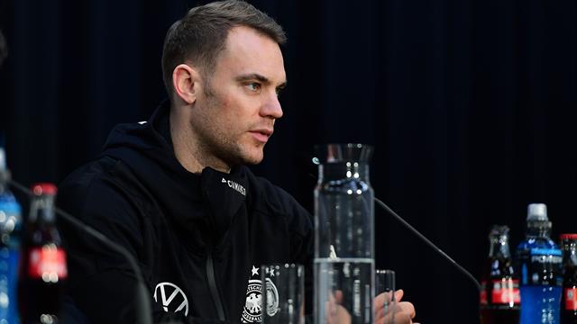 Neuer verteidigt Kollegen: "Gündogan und Can haben sich gestellt" Neuer verteidigt Kollegen: "Gündogan und Can haben sich gestellt"