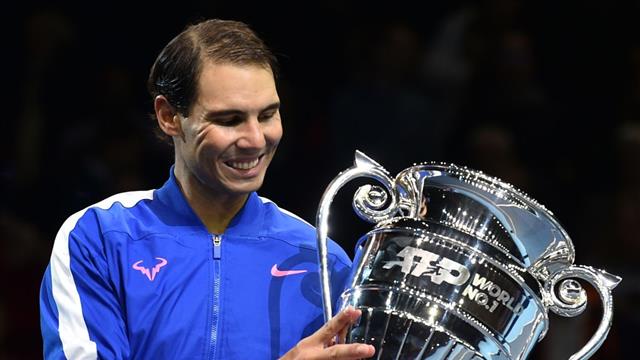Assuré de terminer l'année numéro 1 mondial, Nadal a reçu son trophée Assuré de terminer l'année numéro 1 mondial, Nadal a reçu son trophée