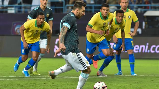 Messi trifft bei Comeback: Argentinien gewinnt Klassiker gegen Brasilien Messi trifft bei Comeback: Argentinien gewinnt Klassiker gegen Brasilien