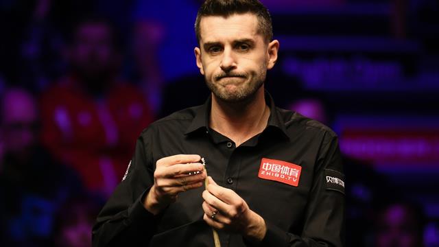 'It’s stupid' - Disbelief as Selby takes six minutes and 13 seconds to take shot