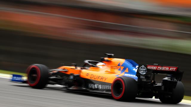 Sainz en mode Playstation : revivez sa remontée fantastique de 20e à 3e