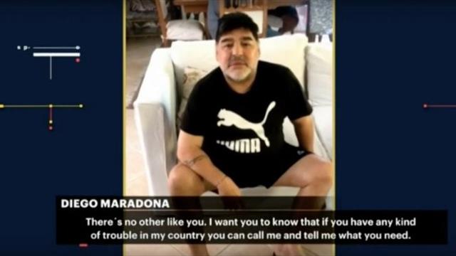 Il videomessaggio di Maradona a Roger Federer: "Sei stato, sei e sarai sempre il più grande" Il videomessaggio di Maradona a Roger Federer: "Sei stato, sei e sarai sempre il più grande"