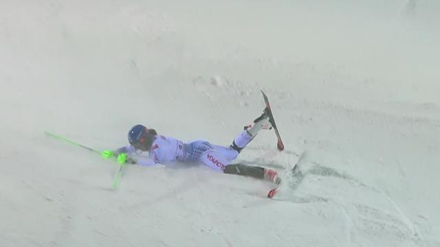 Vlhova crashes out in second run Vlhova crashes out in second run