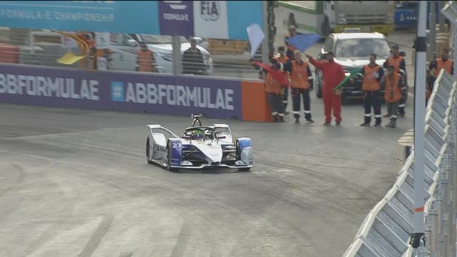 'Fantastic' - Watch the final lap as Sims takes maiden Formula E win 'Fantastic' - Watch the final lap as Sims takes maiden Formula E win