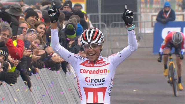 Highlights des Frauen-Rennens beim Cross-Weltcup in Koksijde Highlights des Frauen-Rennens beim Cross-Weltcup in Koksijde