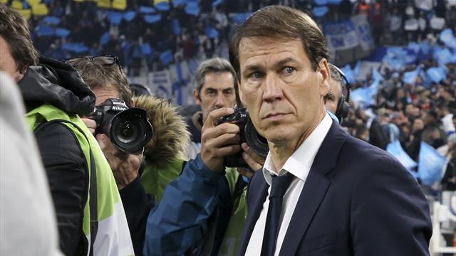 Garcia évoque le mercato de l'OL : "J'ai bien peur que si on ne se renforce pas…" Garcia évoque le mercato de l'OL : "J'ai bien peur que si on ne se renforce pas…"