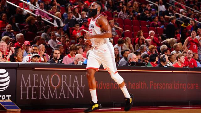 Houston et Harden déchaînés, Milwaukee enchaîne
