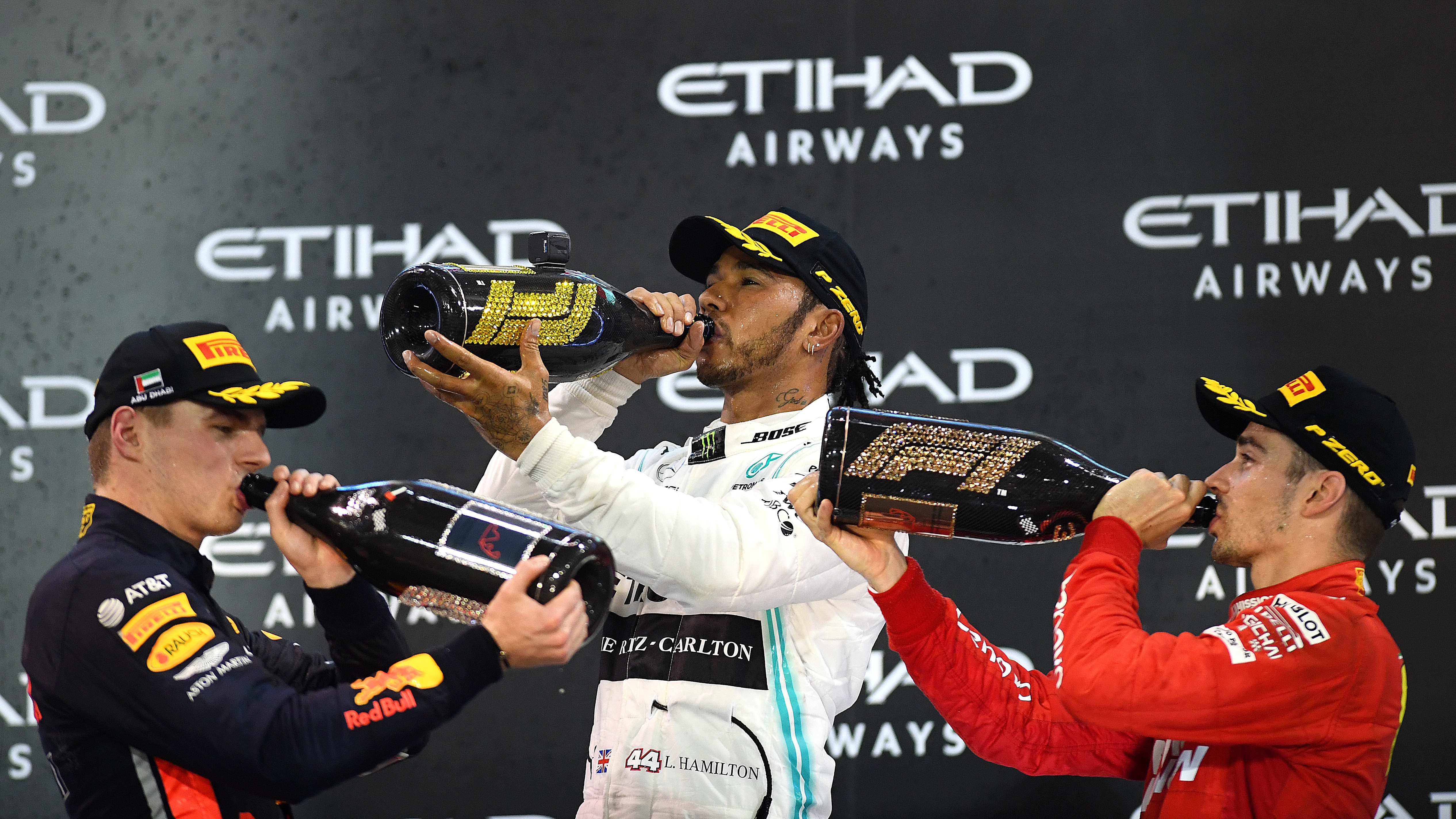 Lewis Hamilton (Mercedes), Max Verstappen (Red Bull) et Charles Leclerc (Ferrari) au Grand Prix d'Abou Dabi 2019