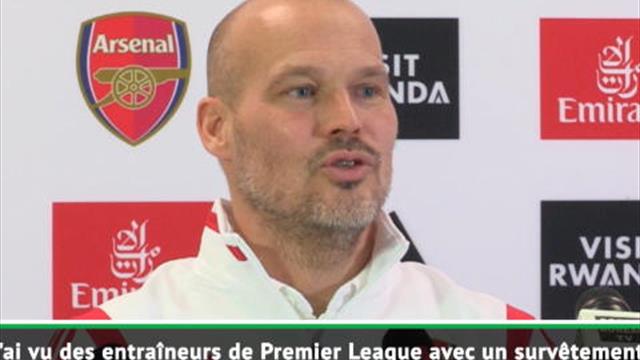 Arsenal - Ljungberg répond à Scholes : "Mon costume était au pressing !" Arsenal - Ljungberg répond à Scholes : "Mon costume était au pressing !"
