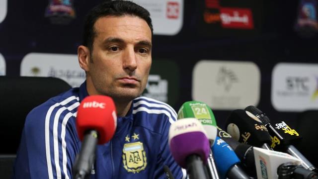 Scaloni desea que Leandro Paredes "tenga más continuidad" en el PSG