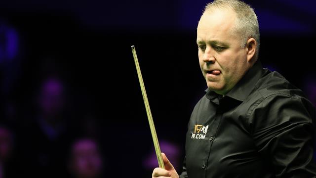 "Prost Mahlzeit!" Higgins bringt Schiri mit Foul zur Verzweiflung "Prost Mahlzeit!" Higgins bringt Schiri mit Foul zur Verzweiflung