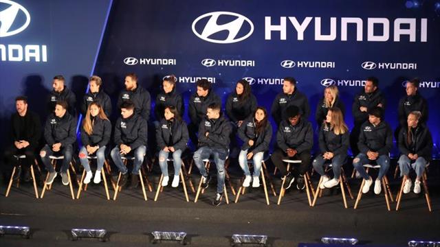 El Atlético Femenino, protagonista por primera vez de la entrega de coches