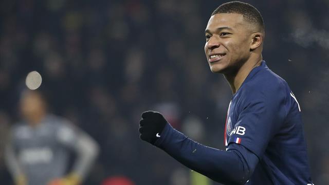 Hacke! Mbappé leitet PSG-Sieg mit Traumtor ein Hacke! Mbappé leitet PSG-Sieg mit Traumtor ein