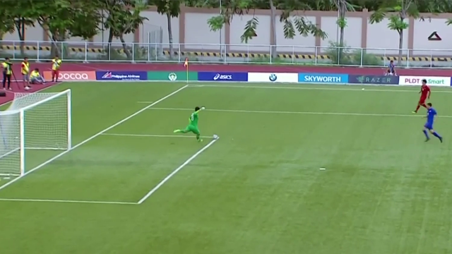 Regalo navideño del portero de Vietnam: El irrisorio gol que da la vuelta al mundo Regalo navideño del portero de Vietnam: El irrisorio gol que da la vuelta al mundo