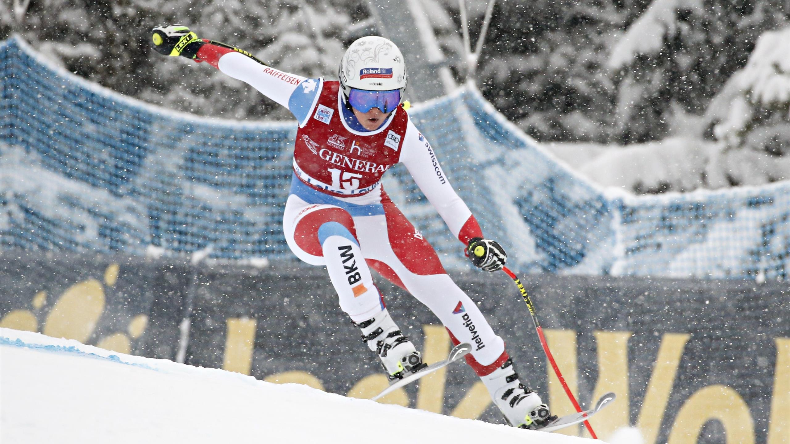 Corinne Suter, la descente enfin victorieuse - Eurosport