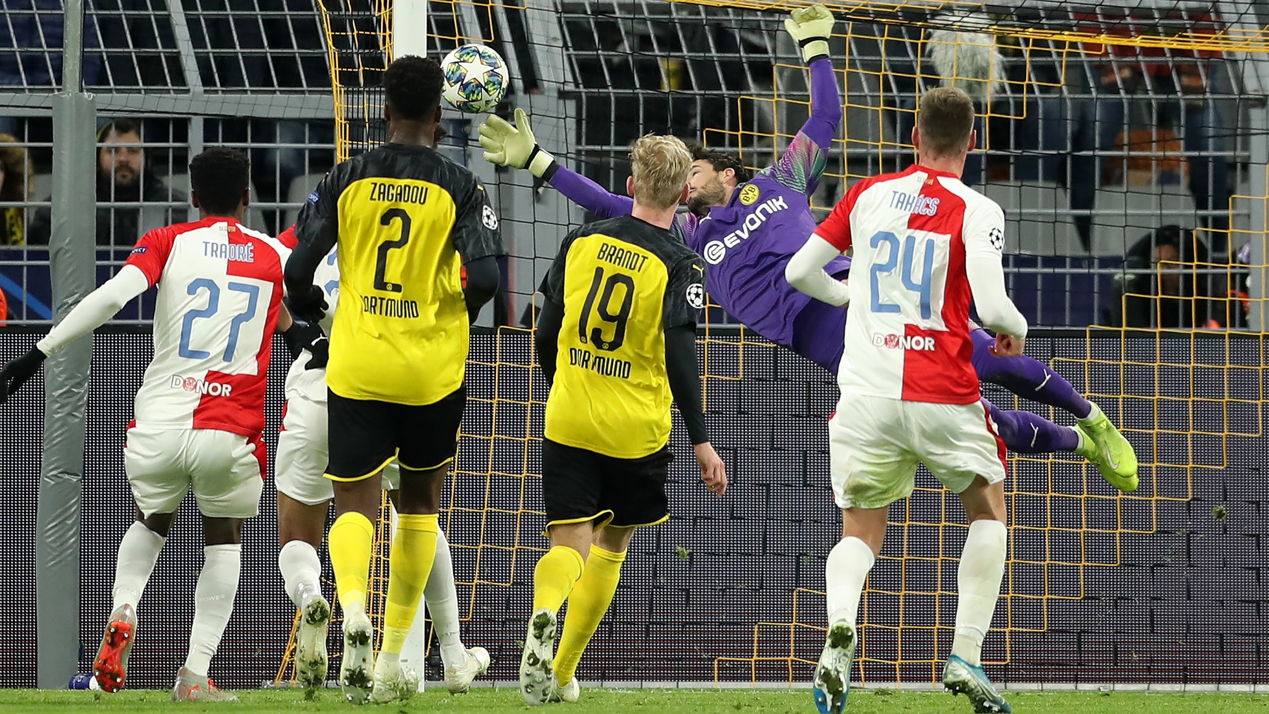 Uno dei tanti miracoli di Roman Bürki