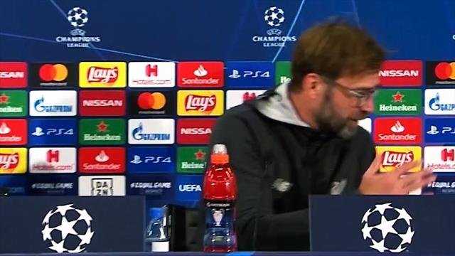 Große Szene: Klopp entschuldigt sich beim Dolmetscher Große Szene: Klopp entschuldigt sich beim Dolmetscher