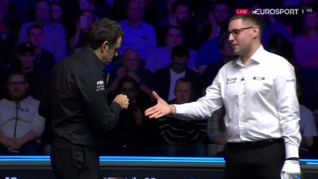 Scottish Open: La trastada de O'Sullivan, ¡quiso chocar puños con el árbitro y este no respondió! Scottish Open: La trastada de O'Sullivan, ¡quiso chocar puños con el árbitro y este no respondió!