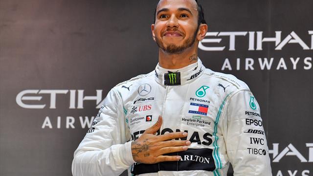 Lewis Hamilton in aria di titolo nobiliare: la Regina potrebbe farlo 'Baronetto'