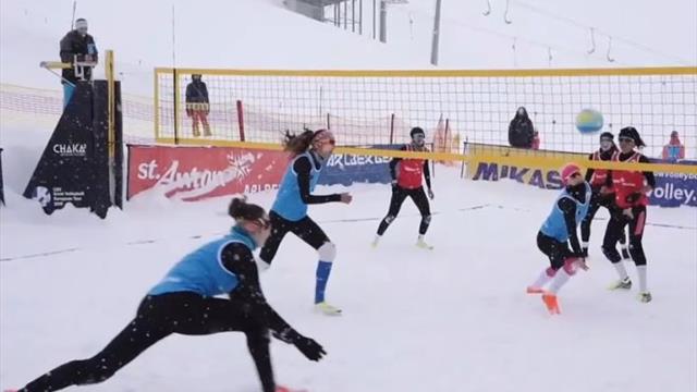 Schneespaß: So funktioniert Snow-Volleyball Schneespaß: So funktioniert Snow-Volleyball
