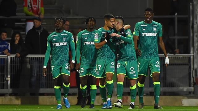 Nantes et Reims se replacent, Nîmes et Toulouse s'enlisent