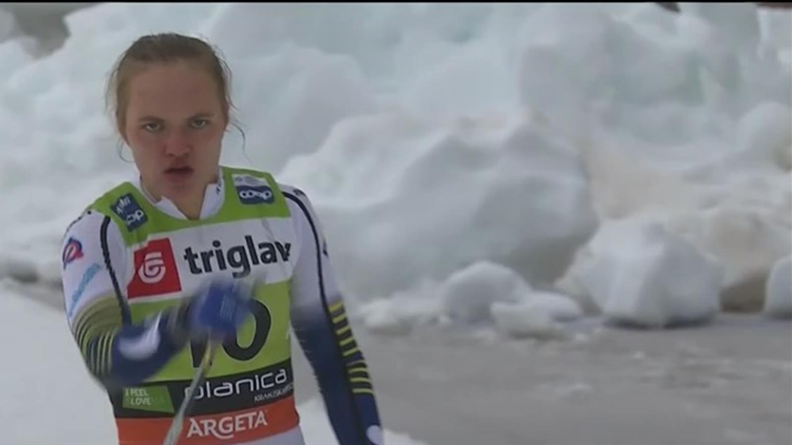 VIDEO - Linn Svahn und Stina Nilsson kollidieren bei Sieg ...