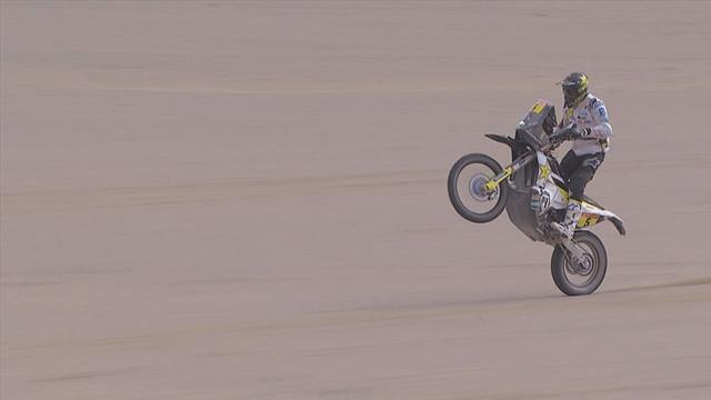 Running repairs, crashes, camels and wheelies as the bikes entertain in Dakar 2020 Running repairs, crashes, camels and wheelies as the bikes entertain in Dakar 2020