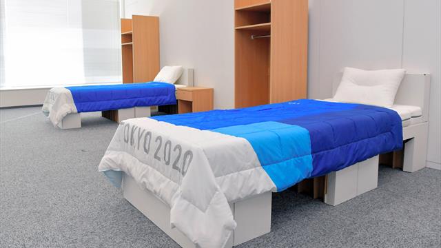 Des lits en carton mais résistants pour Tokyo, à condition d'être deux maximum...
