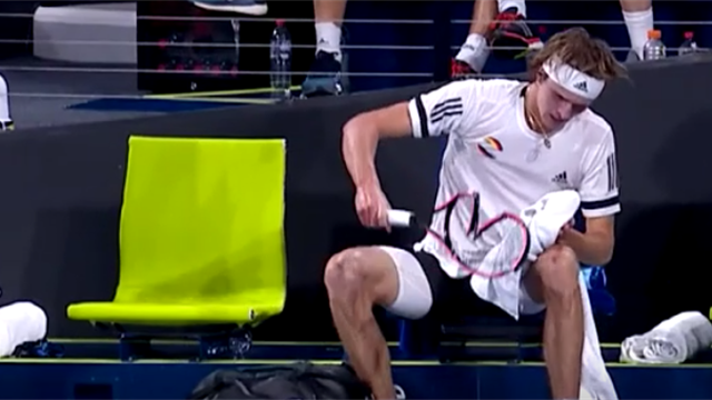 Drei heftige Ausraster beim ATP Cup: Tennis-Youngster schieben Frust Drei heftige Ausraster beim ATP Cup: Tennis-Youngster schieben Frust