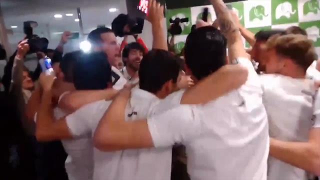 I giocatori dell'Unionistas de Salamanca festeggiano: ci sarà il Real Madrid in Coppa del Re I giocatori dell'Unionistas de Salamanca festeggiano: ci sarà il Real Madrid in Coppa del Re