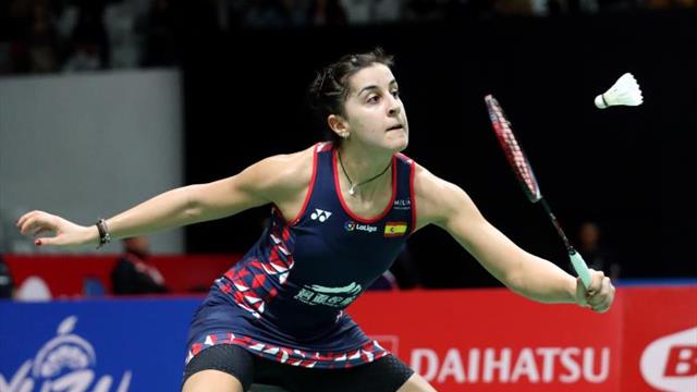 Marín resuelve por la vía rápida su primer partido en el Master de Indonesia