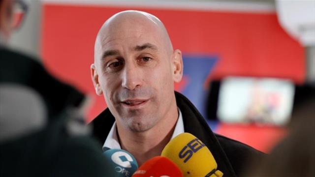 El juez dicta apertura de juicio oral a Rubiales por una posible agresión