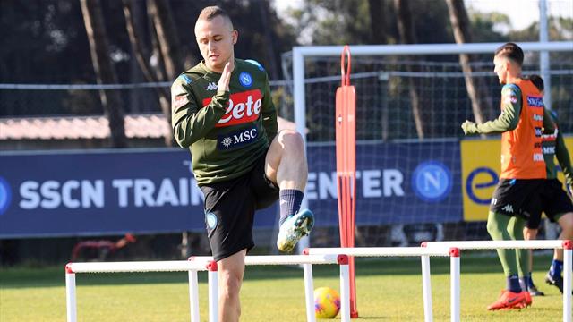 Napoli, dopo Demme è ufficiale anche Lobotka: 4 anni e mezzo di contratto e 20 milioni al Celta