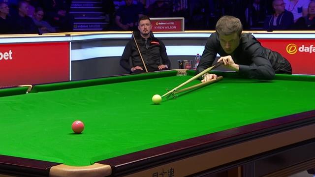 Lisowski misses presentable pink, Wilson clears to level Lisowski misses presentable pink, Wilson clears to level