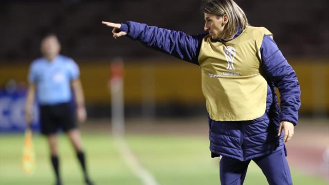 Beccacece debuta en Racing con un triunfo ante el Athletico Paranaense