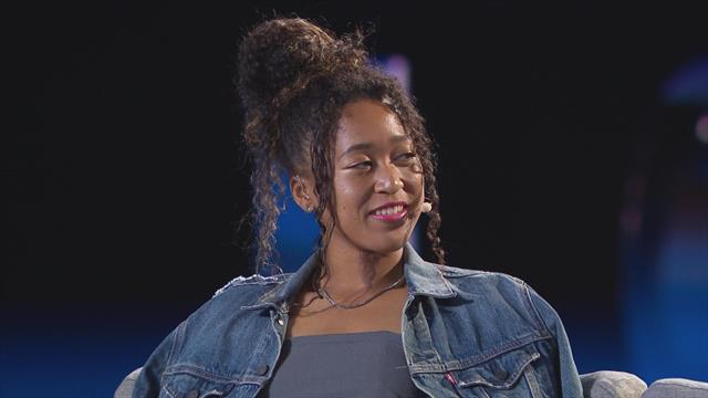 100% Naomi Osaka: "Non parlo con le persone. A Serena Williams, Federer o Nadal direi..." 100% Naomi Osaka: "Non parlo con le persone. A Serena Williams, Federer o Nadal direi..."