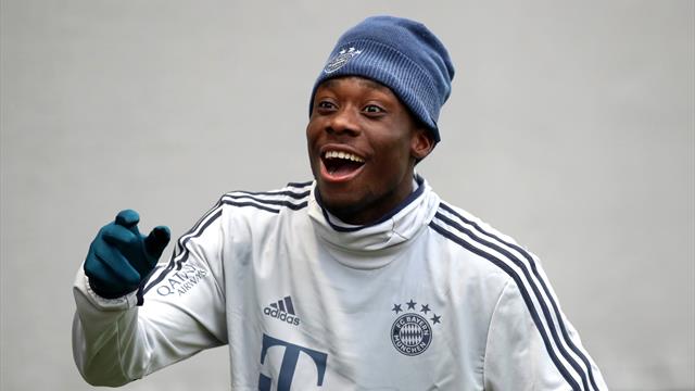 Ein Jahr beim FC Bayern: Davies feiert Jubiläum mit witzigem Insta-Post