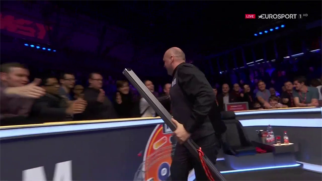 Il siparietto di Bingham dopo la vittoria su Wilson Il siparietto di Bingham dopo la vittoria su Wilson